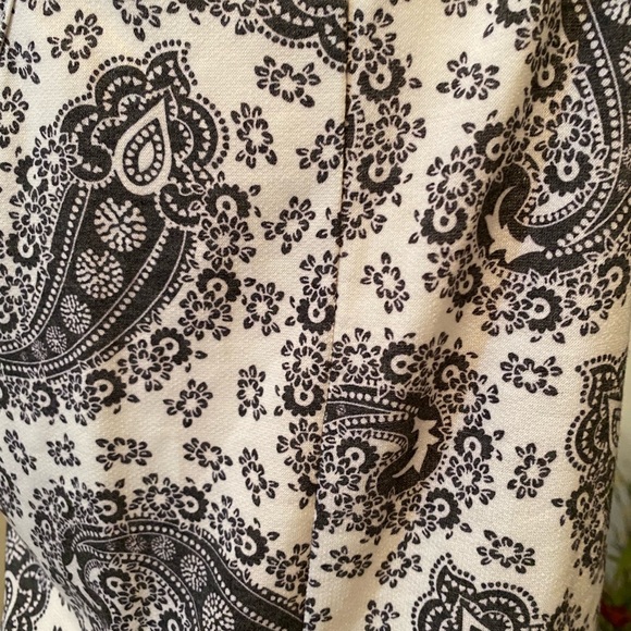 Haptics neck flowy tank; size small; very soft; worn once; excellent condition - Picture 5 of 5